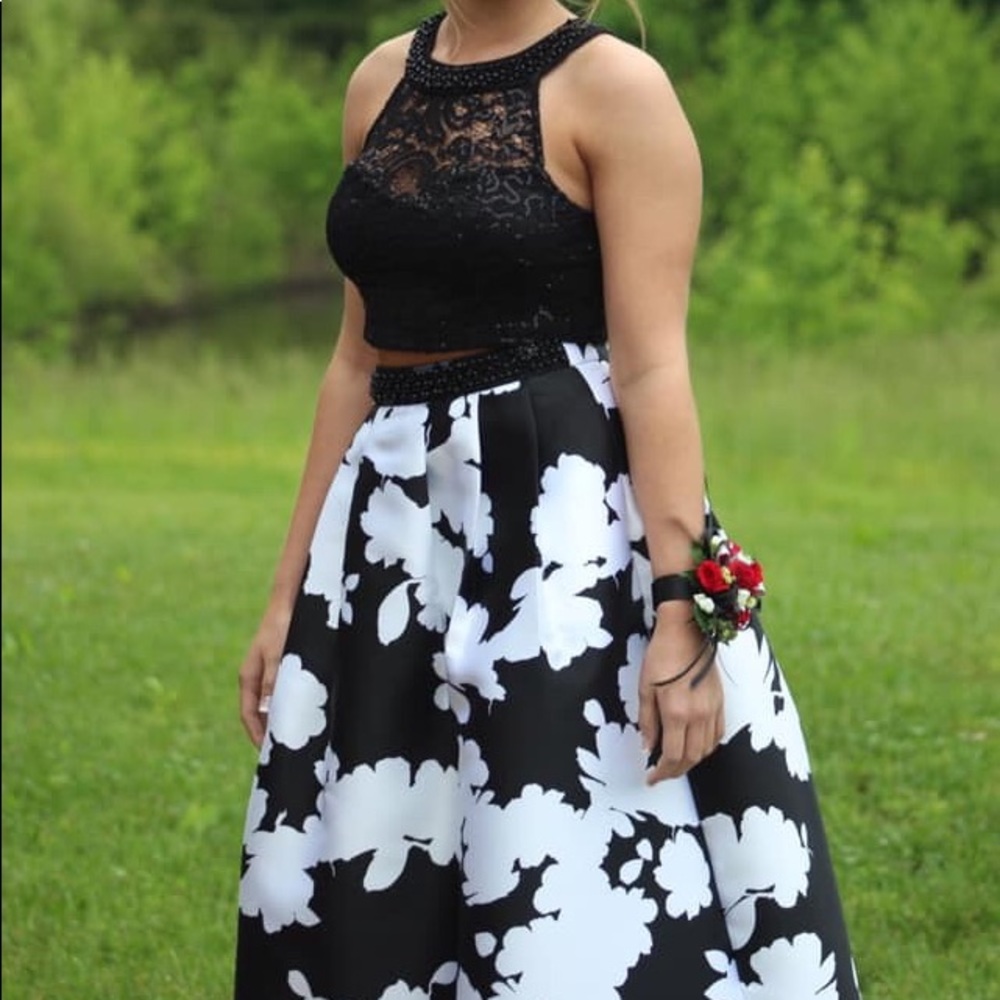 Prom dress